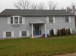 9 Brook Rd, Pittsford, NY 14534