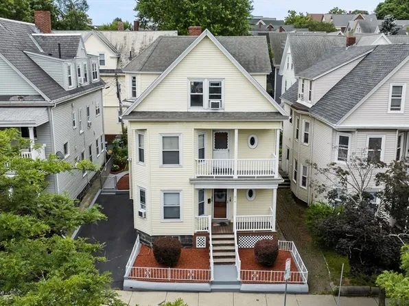 214 Highland Ave, Somerville, MA 02143