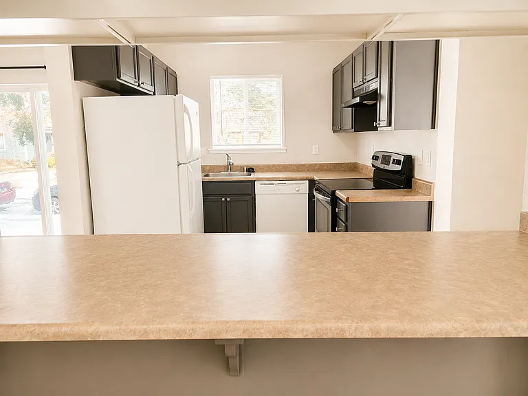 Midtown Flats - Duplex — Photo 7