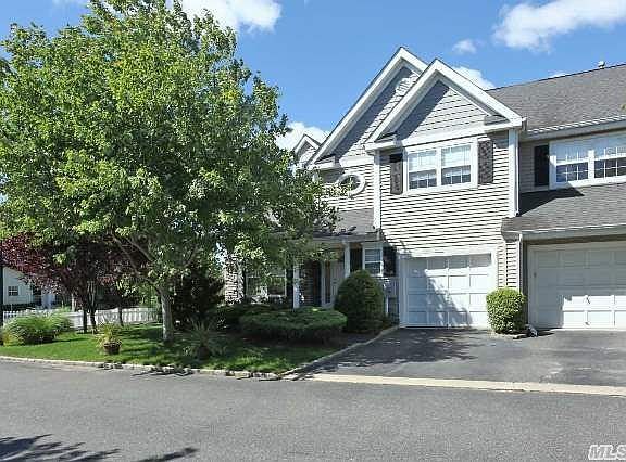 2nd image of 20 Scarborough Dr