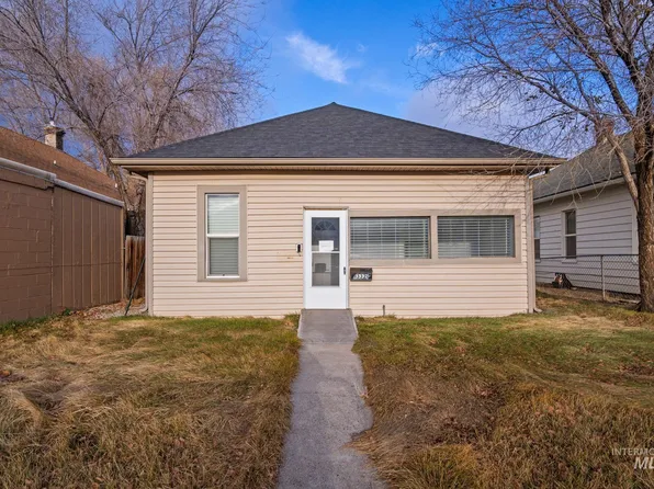 332 4th Ave W, Twin Falls, ID 83301