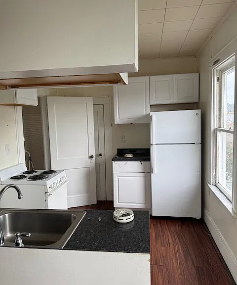 105 Grant St — Photo 5