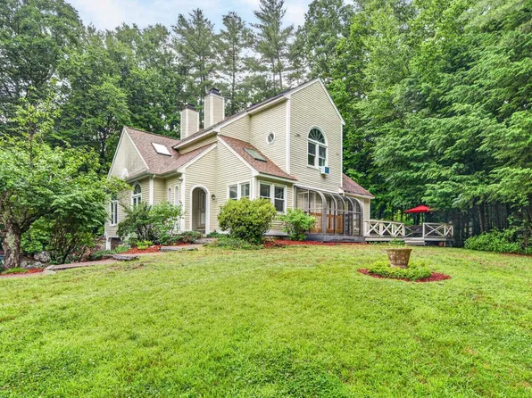 12 Ryan Road #B, Goffstown, NH 03045