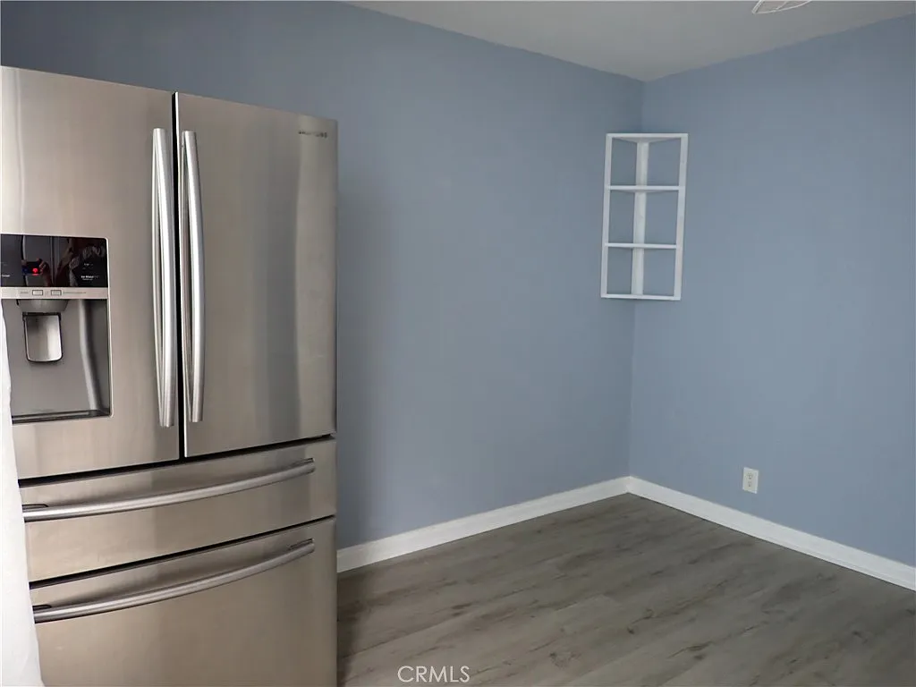2 bed, 700 sqft, $2,500 — Photo 4