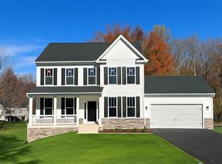 28 Stagecoach Rd, Fredericksburg, VA 22405