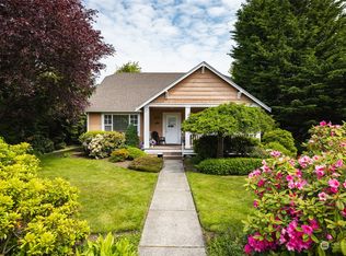 2316 26th St, Anacortes, WA 98221