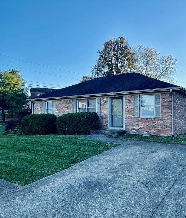 1st image of 106 Hickory Dr