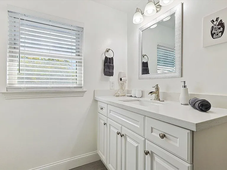 3608 Courtdale Dr #3608 — Photo 44