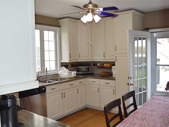 5th image of 32 Heywood St