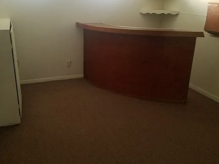 3911 Warrendale Rd — Photo 5