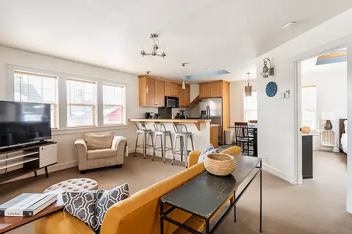 1469 Newport Ave #2 — Photo 7