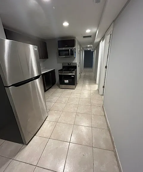 2300 S Ridgeway Ave #B — Photo 6