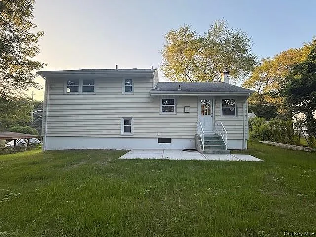 75 Hillside Ave — Photo 23