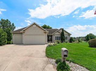 20602 Antler Ct, Goshen, IN 46528