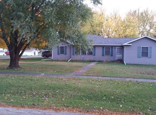 201 South St, Monroe Center, IL 61052