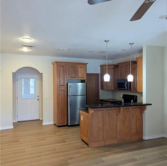 401 S 49th St #3 — Photo 3
