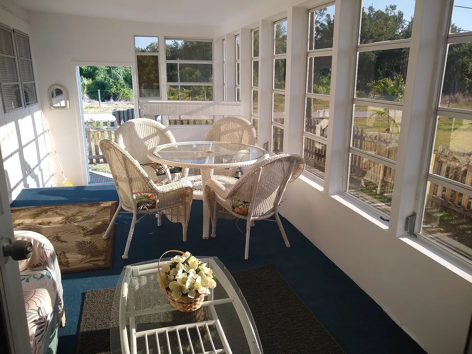 3 bed, 900 sqft, $1,900 — Photo 4