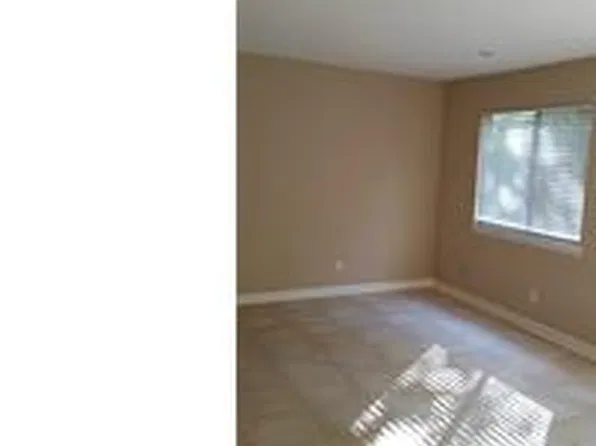 5304 Delta Dr, Winston Salem, NC 27104