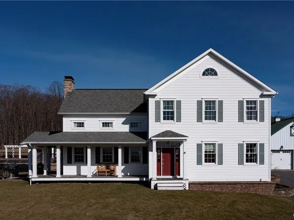 2817 Nunnery Rd, Skaneateles, NY 13152
