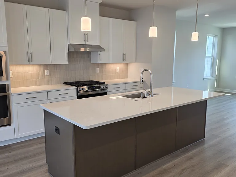8 Weldon Way — Photo 14