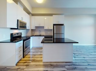 2490 Old Bronte Rd #819, Oakville, ON