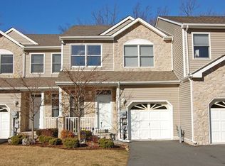 165 Autumn Ridge Rd, Morris Plains, NJ 07950