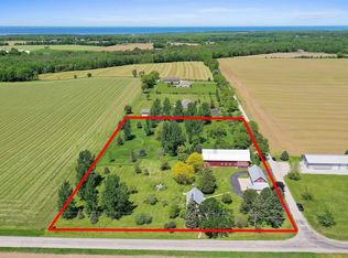 5307 Doris Rd, New Franken, WI 54229