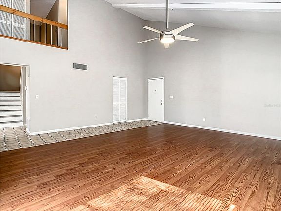 5th image of 2607 Cedar View Ct #C