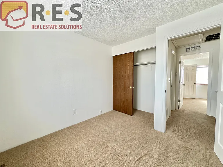14535 E 44th Ave — Photo 6