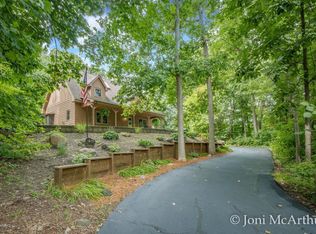 3875 Butterworth Dr SW, Grand Rapids, MI 49534