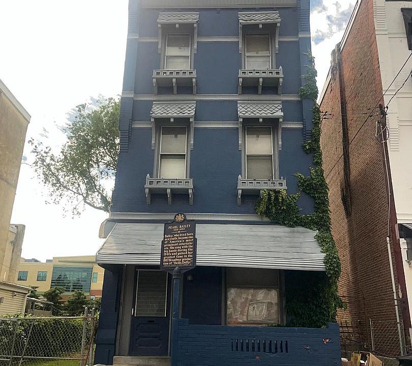 1st image of 1946 N 23rd St