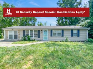 709 NW 80th Ter, Kansas City, MO 64118