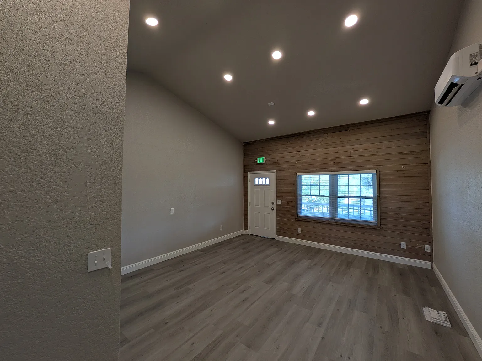 1120 Pinellas Bayway South - 1 — Photo 2