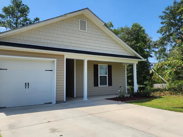 1497 Gate Hill Road SE, Bolivia, NC 28422