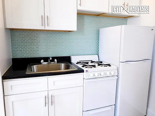 Rented by Corcoran | media 24