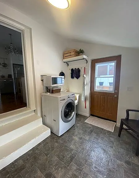 34 Chisholm St — Photo 10