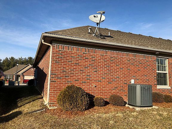 Back of condo/end unit