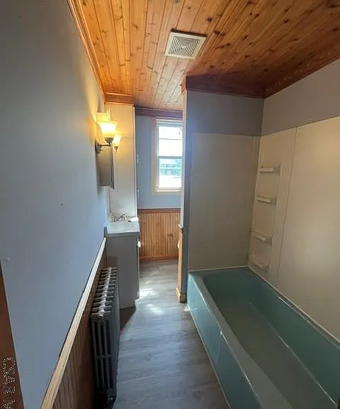 3418 Graham Ave #2 — Photo 12