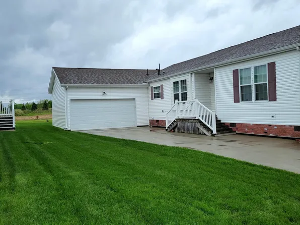 37215 Grindstone Trl, New Haven, MI 48048
