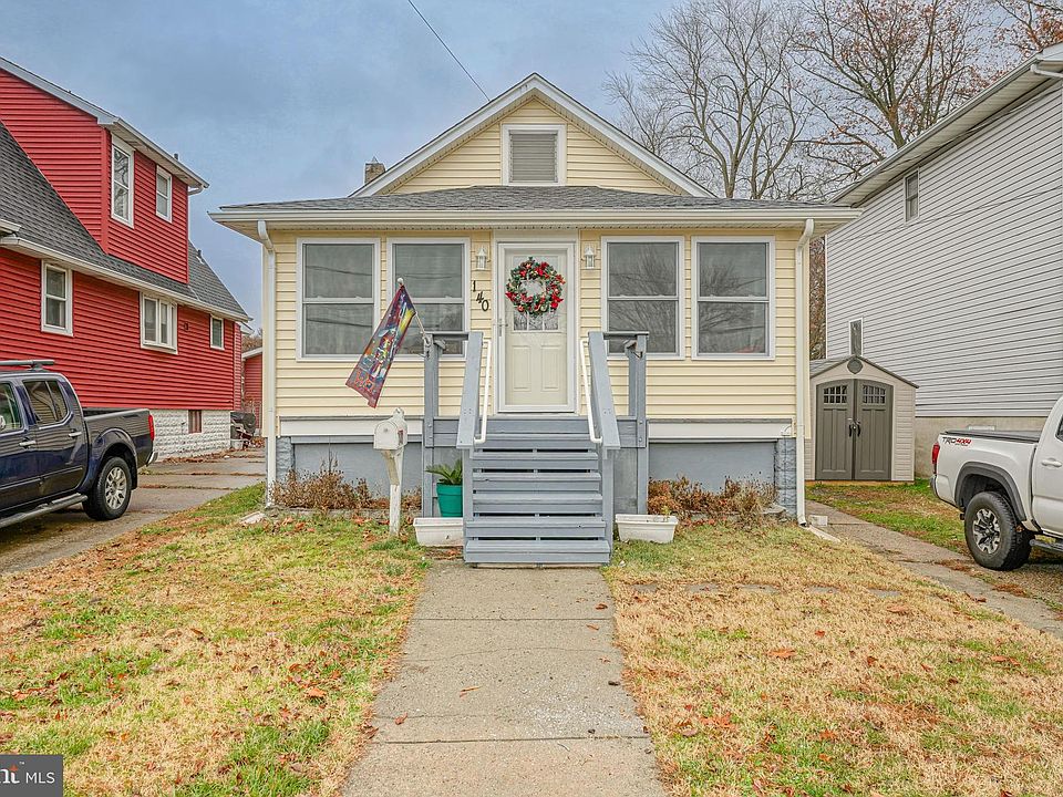 140 Oak St, West Deptford, NJ 08096 Zillow