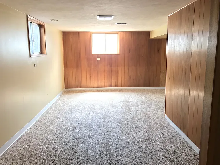 3824 W Greenbrier Dr — Photo 25