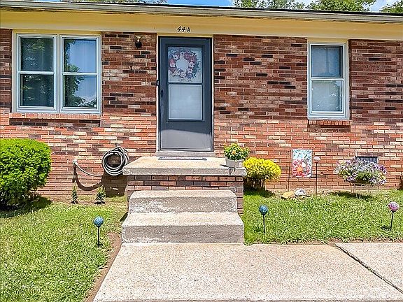 3rd image of 44-46 Cedarcrest Ct