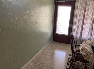 4001 58th St N APT 10C, Kenneth City, FL 33709