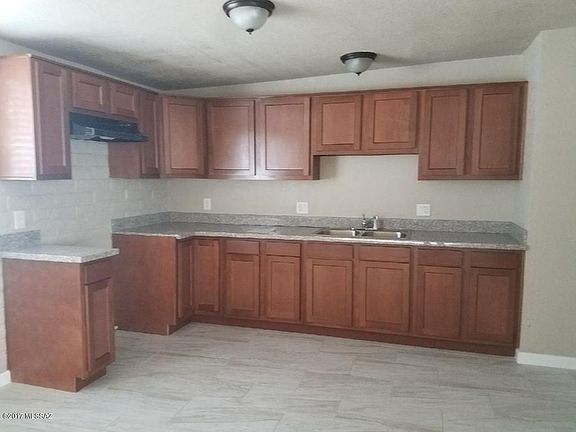 5th image of 1615 E Calle Espana