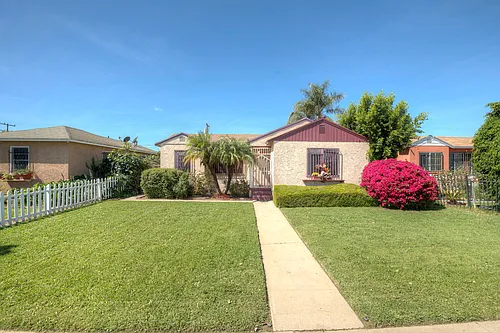 13237 Avalon Blvd Photo 1