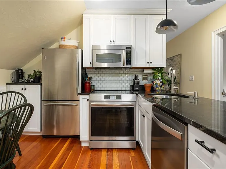 510 Wickenden St #3 — Photo 9