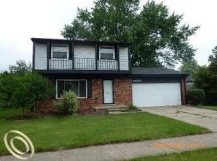 14660 Talbot Ave, Oak Park, MI 48237