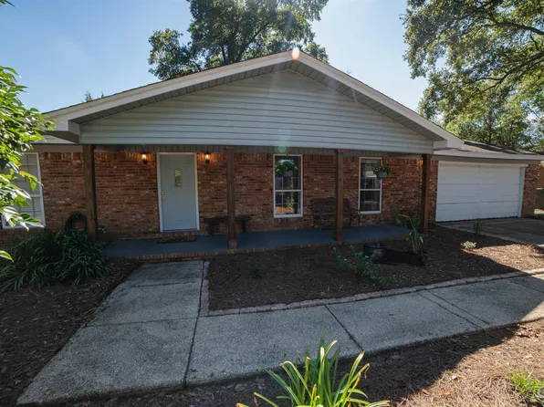 6485 Hamilton Bridge Rd, Milton, FL 32570