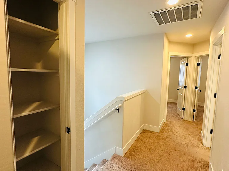 10253 NW 291st Ave — Photo 19