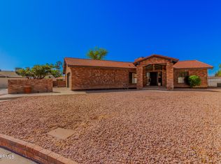 1724 N Spring Cir, Mesa, AZ 85203
